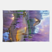 池のそばの夕暮れ時のピンクの柳 キッチンタオル (横)