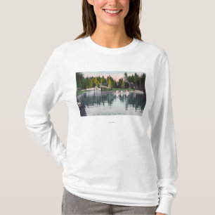 池のオリンピア公園の眺め、ボート場面 Tシャツ