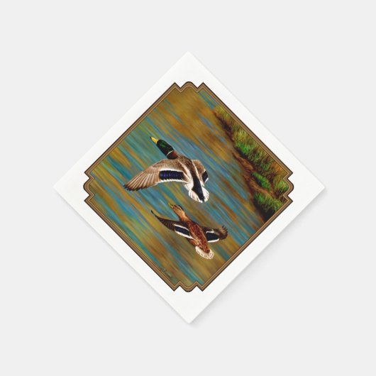池の上飛んでいるのアヒル スタンダードカクテルナプキン (角)