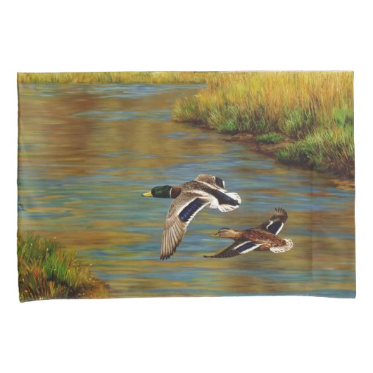 池の上飛んでいるのアヒル 枕カバー (正面右)