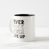 決してあきらめないで下さい ツートーンマグカップ (正面左)