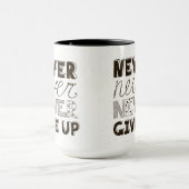 決してあきらめないで下さい マグカップ (中央)