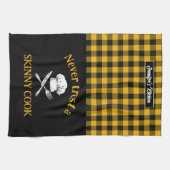 決しておもしろいスキニー調理師イエローブラックプレイドを信頼しない キッチンタオル (横)