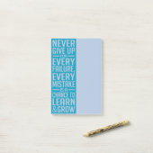 決してやる気を起こさせるなポスト・イットをあきらめないで下さい ポストイット (デスク上)