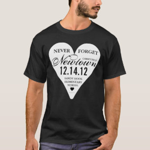 決してサンディのホックのNewtownのTシャツを忘れないで下さい Tシャツ