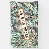 決して上に与えしない 横断幕 (縦)