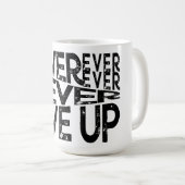 決して与え白と黒のデザイン コーヒーマグカップ (正面右)