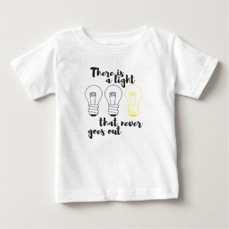 決して出かけないライト、jerseyのティーがあります ベビーTシャツ