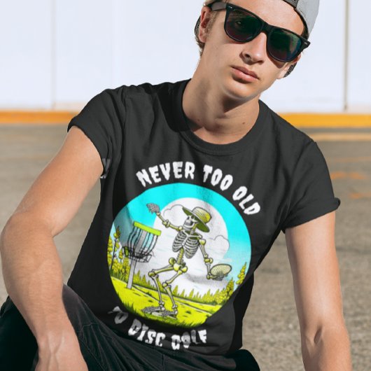 決して古すぎずディスクゴルフ |スケルトンのスロー Tシャツ