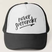 決して放棄しない手書きスタイル引用文 キャップ (正面)