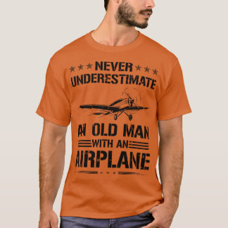 決して老人パイロット飛行機 Tシャツ