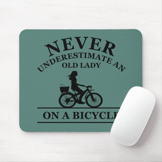 決して自転車で老婆を過小評価しない マウスパッド (マウス)