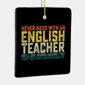 決して英語の先生を使わない セラミックオーナメント (右)
