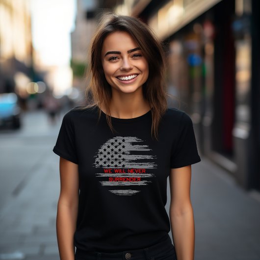 決して降伏しない Tシャツ