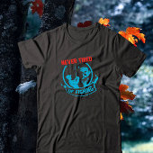 決して魚釣り Tシャツ