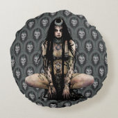 決死隊 |魔法の女性 ラウンドクッション (裏面)