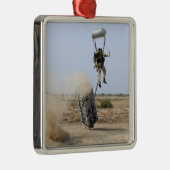 決裁者がゾーンに落下する メタルオーナメント (右)