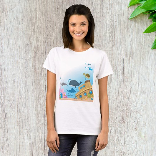 沈没船と魚 Tシャツ