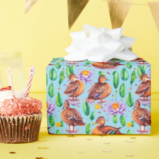 沼の模様の青い翼のティール（緑がかった色）のアヒル ラッピングペーパー (誕生日パーティー)