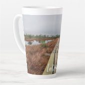 沼地のハイキングコース カフェラテマグ (左アングル)