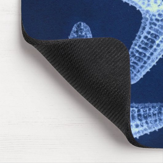 沿岸のシックなビーチの素朴な青い航海のヒトデ マウスパッド (コーナー)