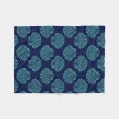 沿岸のブルーシーシェル フリースブランケット (正面(横))