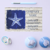 沿岸の白塗り木材の海軍青い星魚 チラシ (シングル)