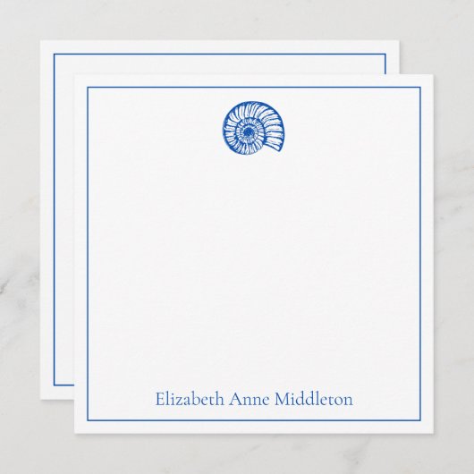 沿岸の青と白のパーソナライズされた殻 ノートカード (正面/裏面)