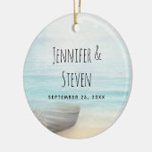 沿岸ビーチシーンと魚釣りボート結婚ズ セラミックオーナメント (左)