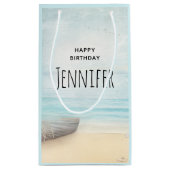 沿岸ビーチシーンと魚釣りボート誕生日 スモールペーパーバッグ (裏面)