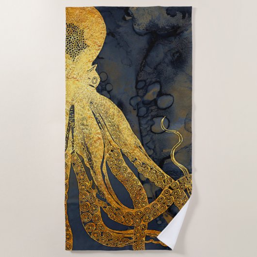 沿岸ヴィンテージタコ金ゴールドブラックブルーウォーター色 ビーチタオル (正面)