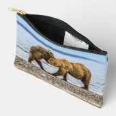 沿岸性褐色熊 アクセサリーポーチ (見開き)