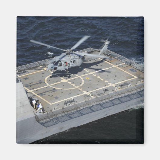 沿岸戦闘船USS Freedom マグネット (正面)