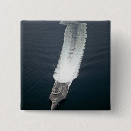 沿岸戦闘艦の独立2 缶バッジ (正面)