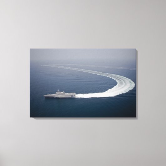 沿岸戦闘艦の独立4 キャンバスプリント (正面)