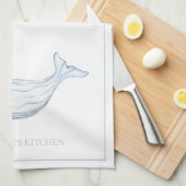 沿岸水色ブルーホエーパーソナライズされたル キッチンタオル (四つ折り)