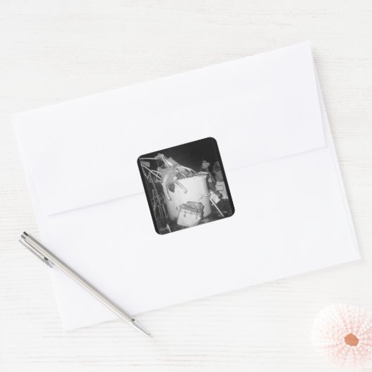 沿岸警備隊の船員が戦闘時に死亡した。 スクエアシール (封筒)