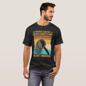 法医学者が犯罪を解決する証拠テクノロジー Tシャツ (正面フル)