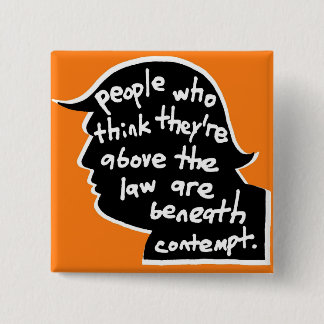 法廷以上のボンバスス 缶バッジ