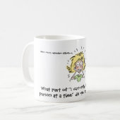 法廷記者がコーヒーおよび茶を攻撃する時おもしろい コーヒーマグカップ (正面左)