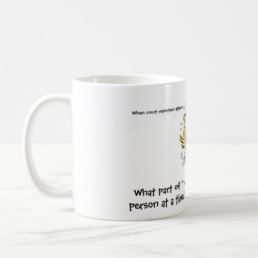 法廷記者がコーヒーおよび茶を攻撃する時おもしろい コーヒーマグカップ (左)