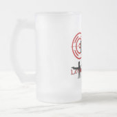 法律によって曇らされるビールガラス フロストグラスビールジョッキ (左)