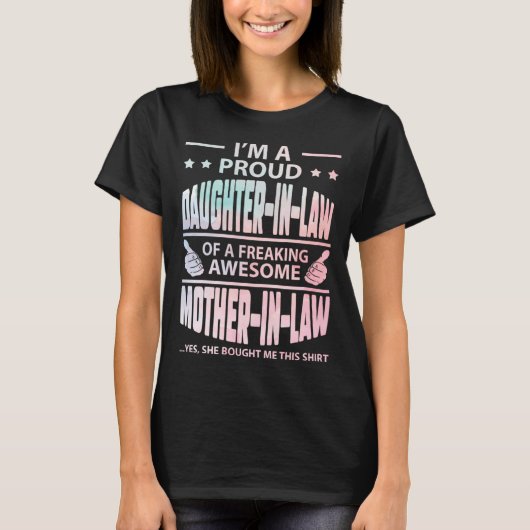 法律誇りを持ったの娘Lの素晴らし母親 Tシャツ (正面)