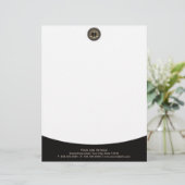 法的正義弁護士の弁護士のモダンな金ゴールドのスケール レターヘッド (スタンド正面)