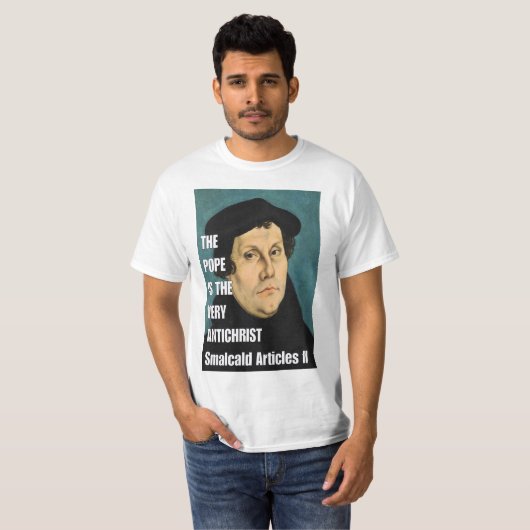 法皇はまさにキリスト反対者です Tシャツ (正面フル)