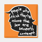 法磁石の上のボンバスス マグネット (正面)