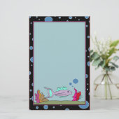 泡を持つ魚はUnlined文房具を縁どります 便箋 (スタンド正面)