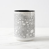 泡立ちビール – モノクロマグ ツートーンマグカップ (中央)