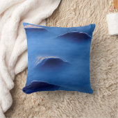 泡立つ水の中を突き出た岩の夕焼け クッション (ブランケット)