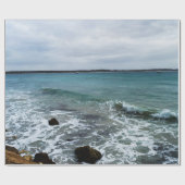 波と魚釣り船が海に乗り ラッピングペーパー (フラット)